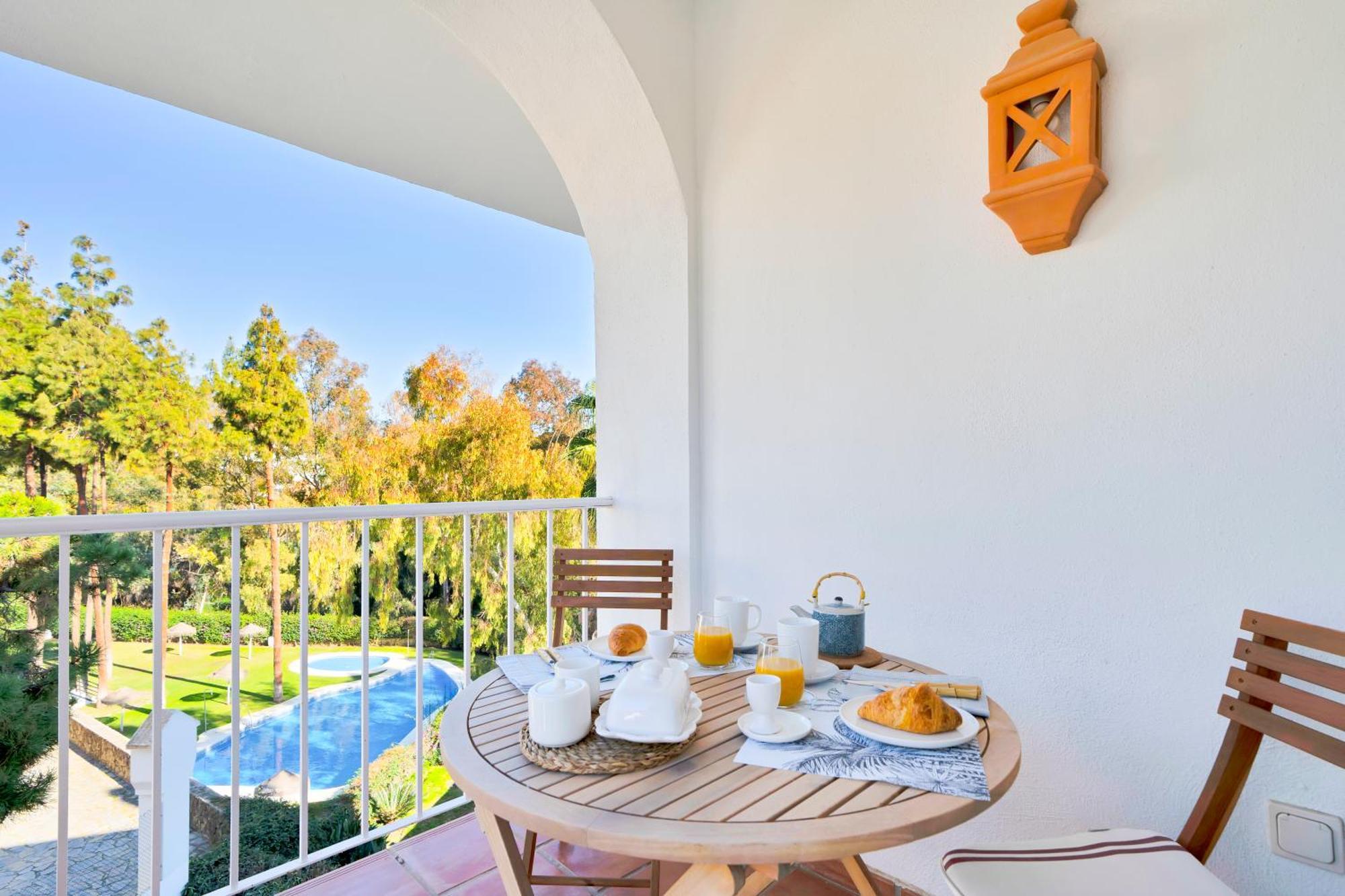Luxury Penthouse With Sea Views In Marbella Golden Mile, Puente Romano Area Eksteriør bilde
